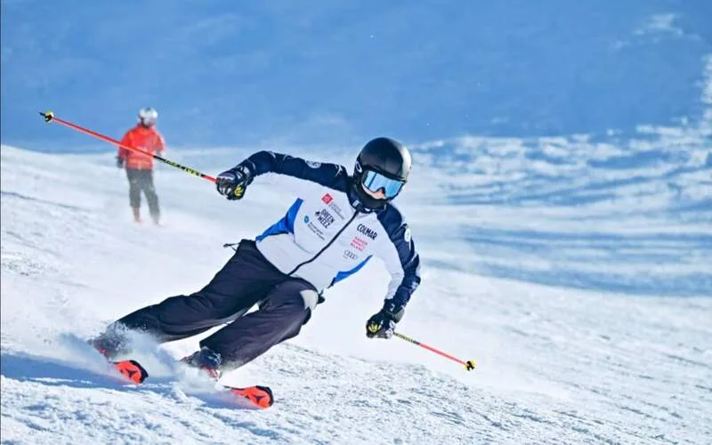 feat 1787674849